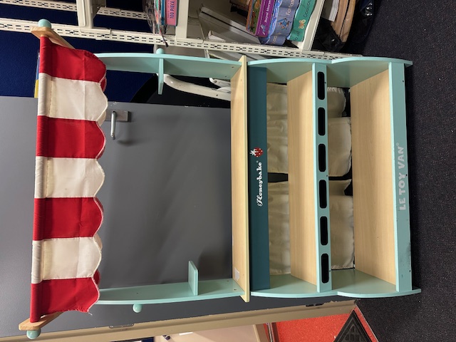 Le Toy Van Market Stall