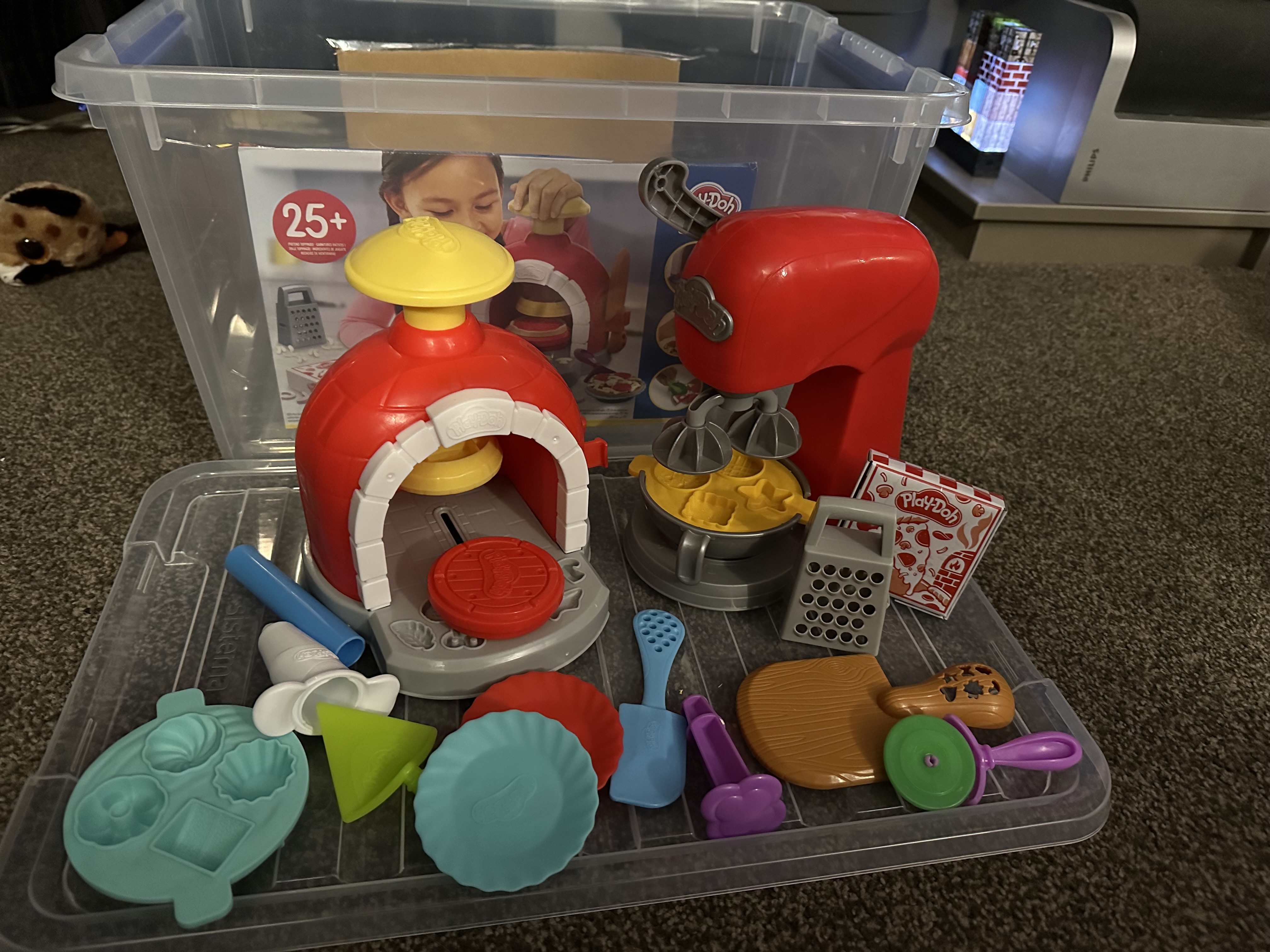 Play-Doh Stamp 'n Top Pizza Oven Toy